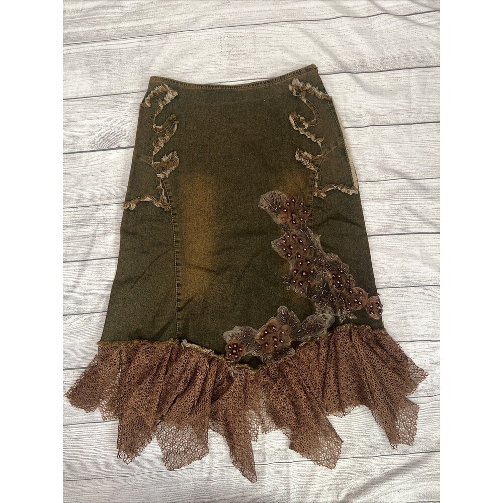 West 36th New York Brown Denim Skirt Lace & Floral Accents Sz M Hippie Fairy